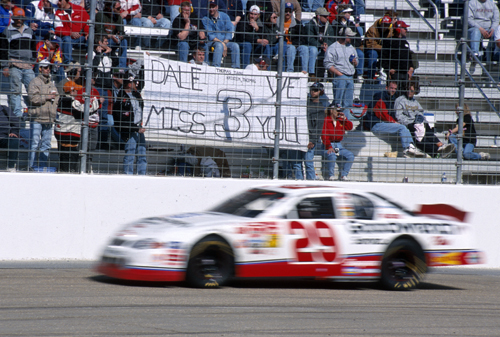 harvick_driveby.jpg, 196 kB