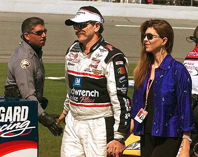 lg_earnhardt_ap-01.jpg, 34 kB